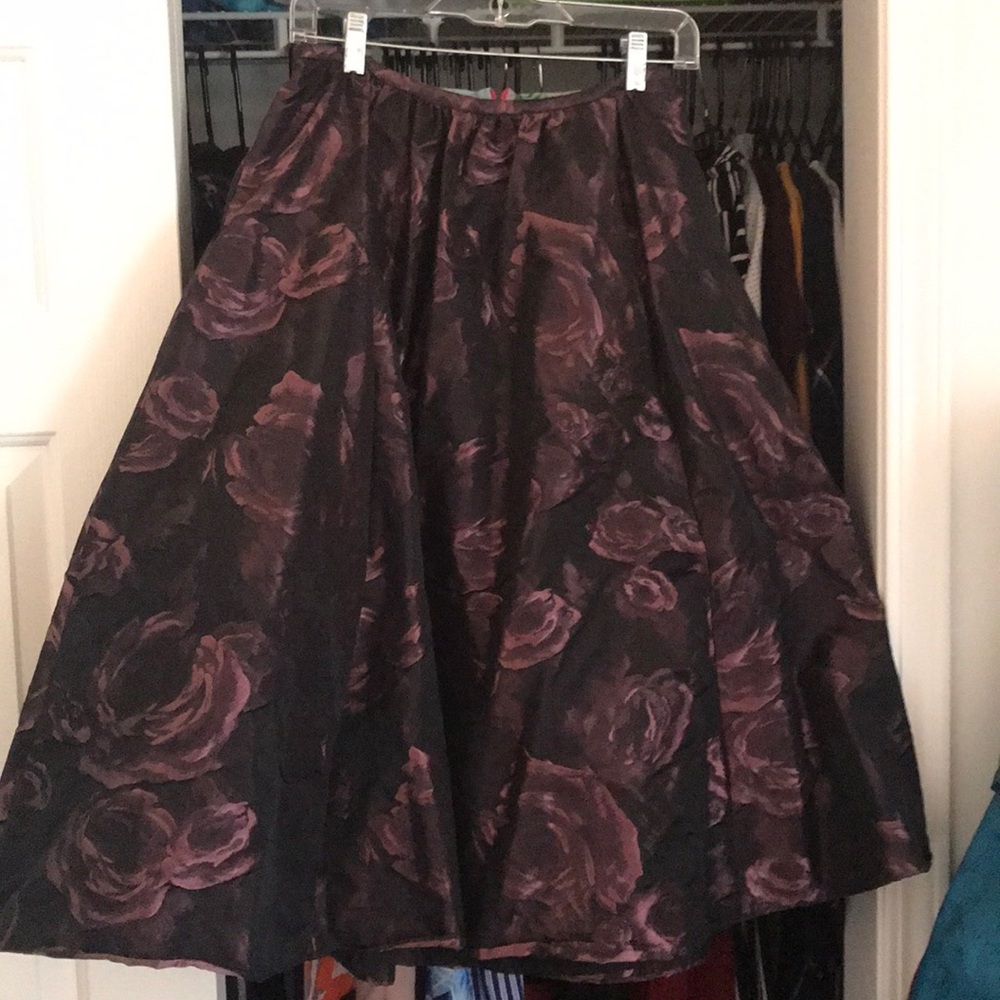 Beautiful high-end Purple skirt